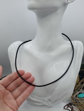 Black Leather Cord Necklace 16 Inch N4040